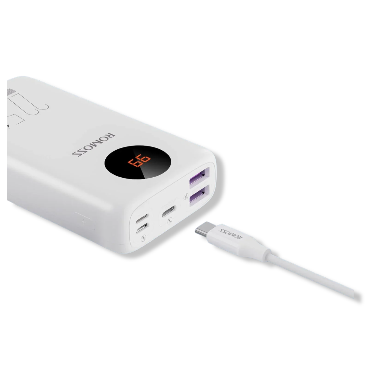 Close-up of Romoss 10000mAh ports showing 22.5W fast charging support and multiple outputs.